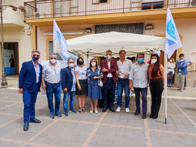 images Scalea. Grande partecipazione alla campagna tesseramento di Italia del Meridione