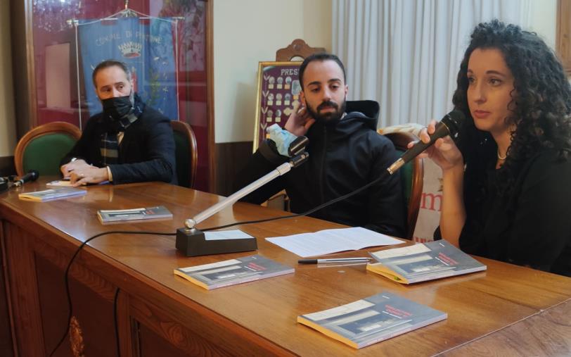 images Pentone, presentato il romanzo d'esordio di Giuseppe Meta "Amore e emigrazione nella Calabria tra 800 e 900"
