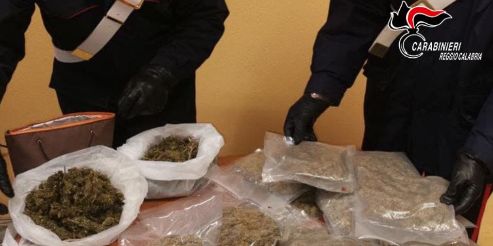 Beccato con un chilo e mezzo di marijuana: arrestato un 48enne a Taurianova  images Beccato con un chilo e mezzo di marijuana: arrestato un 48enne a Taurianova