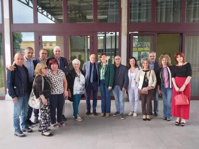 La memoria e l'impegno, a Reggio il Garante della salute e la Scuola Allievi Carabinieri in rete contro il cancro
 images La memoria e l'impegno, a Reggio il Garante della salute e la Scuola Allievi Carabinieri in rete contro il cancro