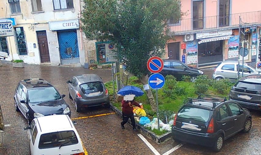 Rifiuti, stretta sugli incivili: a Catanzaro 10 mila euro di multe  images Rifiuti, stretta sugli incivili: a Catanzaro 10 mila euro di multe