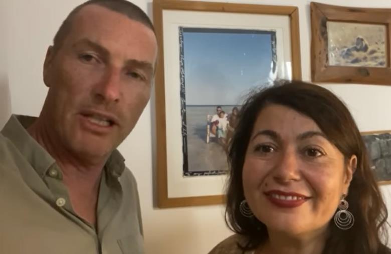 Arrestati e rilasciati a Zanzibar, il video di Francesca e Simon: "Siamo a casa e siamo felicissimi" images Arrestati e rilasciati a Zanzibar, il video di Francesca e Simon: "Siamo a casa e siamo felicissimi"
