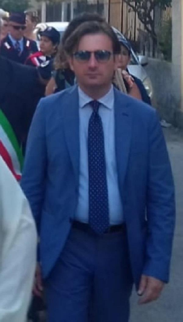 images Arriva un "Drago" nel reparto volo dei Vigili del Fuoco di Lamezia 