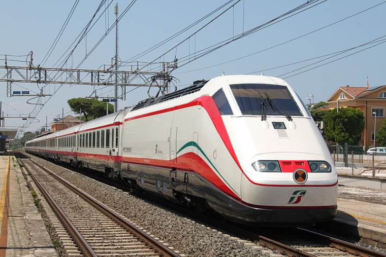 images Trenitalia, revocato lo sciopero di domani in Calabria 