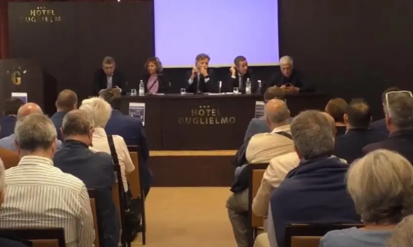 Catanzaro, il congresso di Azione si riunisce: Roberto Guerriero eletto segretario provinciale images Catanzaro, il congresso di Azione si riunisce: Roberto Guerriero eletto segretario provinciale