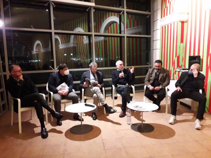 images Catanzaro, inaugurata al Marca “Minima Fragmenta”: in mostra le opere dello scultore Antonio Tropiano 