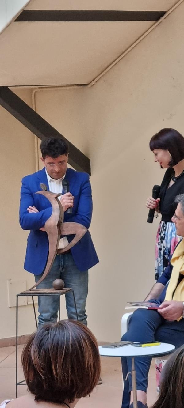 Catanzaro, il Marca ospita la presentazione del libro di Daniela De Fazio: 11 storie d’amore da leggere fra risate e colpi di scena
 images Catanzaro, il Marca ospita la presentazione del libro di Daniela De Fazio: 11 storie d’amore da leggere fra risate e colpi di scena