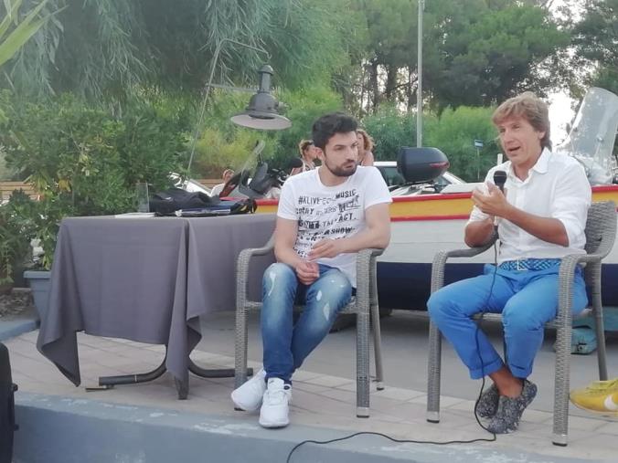 Scontro auto-moto. Morto ragazzo di ventidue anni a Crotone images Scontro auto-moto. Morto ragazzo di ventidue anni a Crotone