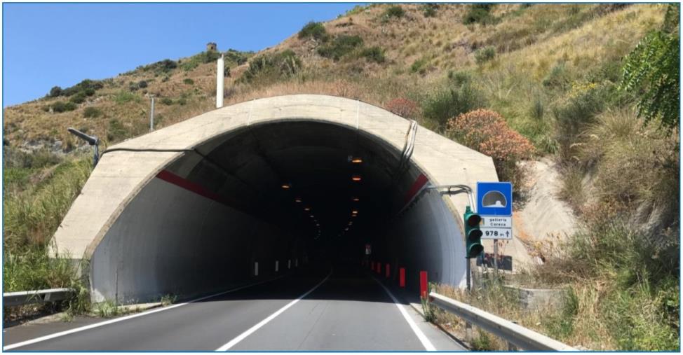 Amantea. Consegnati i lavori di manutenzione della galleria "Coreca" sulla ss. 18 Tirrena inferiore  images Amantea. Consegnati i lavori di manutenzione della galleria "Coreca" sulla ss. 18 Tirrena inferiore