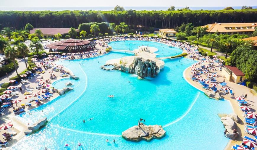 Operazione "Imponimento": le mani dei clan sui villaggi turistici della costa  images Operazione "Imponimento": le mani dei clan sui villaggi turistici della costa