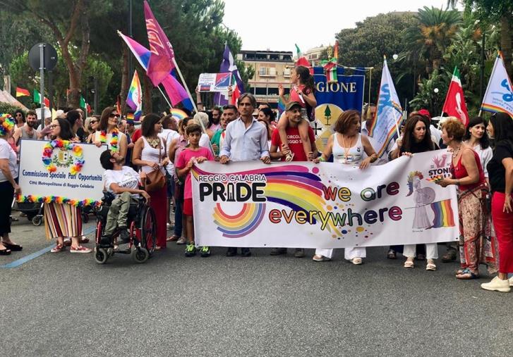 Gay Pride Catanzaro, percorso a ostacoli: la Commissione (per ora) dice no ma venerdì è atteso il verdetto decisivo