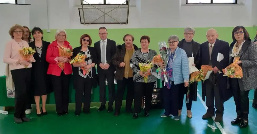 Istituto "De Nobili" di Catanzaro, rimpatriata per le ex alunne del 1971/1972 images Istituto "De Nobili" di Catanzaro, rimpatriata per le ex alunne del 1971/1972