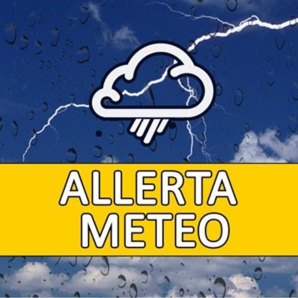images Ondata di maltempo in Calabria, scatta l'allerta gialla