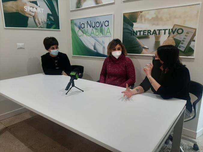 Chiusura scuole per i vaccini. Il 'no' di Cristina Rotundo e Silvia Crispino: "Scelta scellerata che crea diseguaglianze" images Chiusura scuole per i vaccini. Il 'no' di Cristina Rotundo e Silvia Crispino: "Scelta scellerata che crea diseguaglianze"