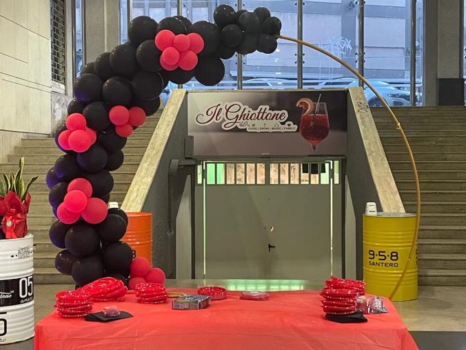 images Catanzaro, danni al 'Ghiottone 4.0' a pochi giorni dall'inaugurazione in Galleria Mancuso 