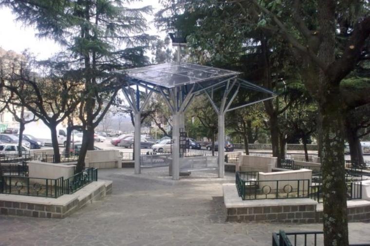 Catanzaro, quasi conclusa la potatura degli alberi dei giardini di San Leonardo e via Barbaro images Catanzaro, quasi conclusa la potatura degli alberi dei giardini di San Leonardo e via Barbaro