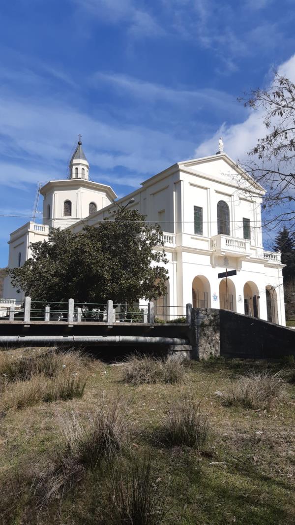 Immersi spiritualmente nella pace del Santuario della Madonna di Porto a Gimigliano  images Immersi spiritualmente nella pace del Santuario della Madonna di Porto a Gimigliano