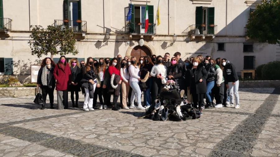 Giornata della memoria a Cariati, il sindaco: "Fare tesoro delle testimonianze per allontanare ogni discriminazione" images Giornata della memoria a Cariati, il sindaco: "Fare tesoro delle testimonianze per allontanare ogni discriminazione"