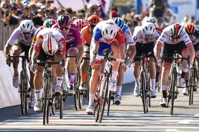 Giro d’Italia a rischio cancellazione. Solo le due guerre mondiali lo avevano finora fermato images Giro d’Italia a rischio cancellazione. Solo le due guerre mondiali lo avevano finora fermato