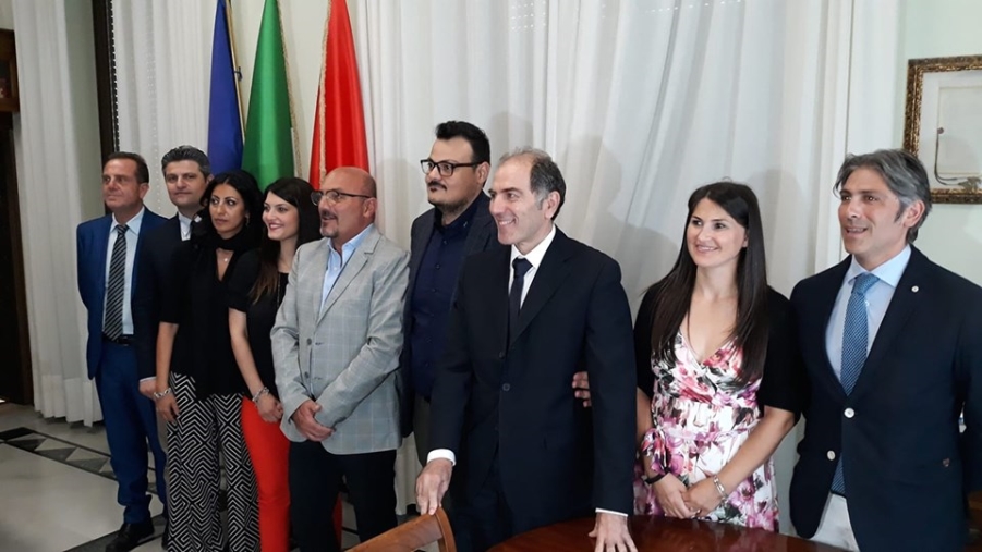 images Dipendenti del "Carrefour" di Squillace ancora senza arretrati. Licenziamenti in Calabria diventano caso nazionale