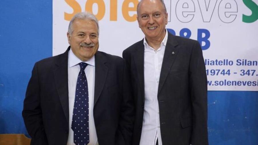 images Maierato festeggia la Pallavolo calabrese con il presidente della Federazione Giuseppe Manfredi 