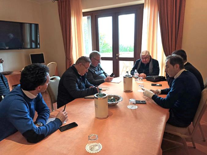 Consiglio regionale. Anastasi e Di Natale contro Pitaro: "Scelta dettata dalla logica individuale, non dalla democrazia" images Consiglio regionale. Anastasi e Di Natale contro Pitaro: "Scelta dettata dalla logica individuale, non dalla democrazia"