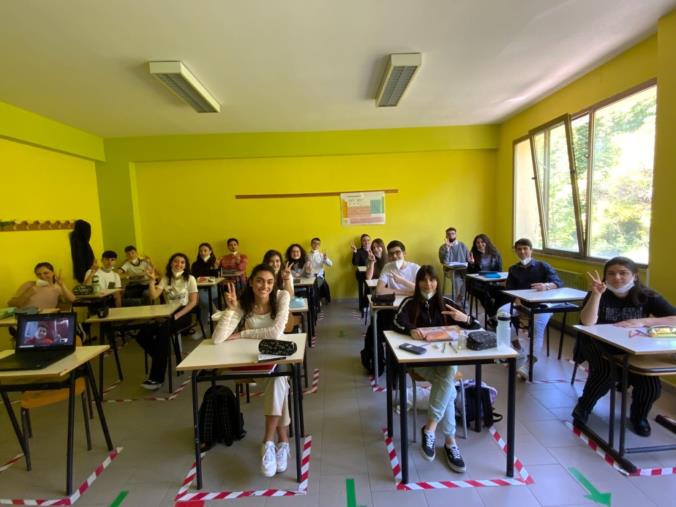 High School Game “Speciale Scopri l’Italia". Sul podio le scuole di Ischia e Potenza ma per tutti gli studenti la sfida non finisce  images High School Game “Speciale Scopri l’Italia". Sul podio le scuole di Ischia e Potenza ma per tutti gli studenti la sfida non finisce