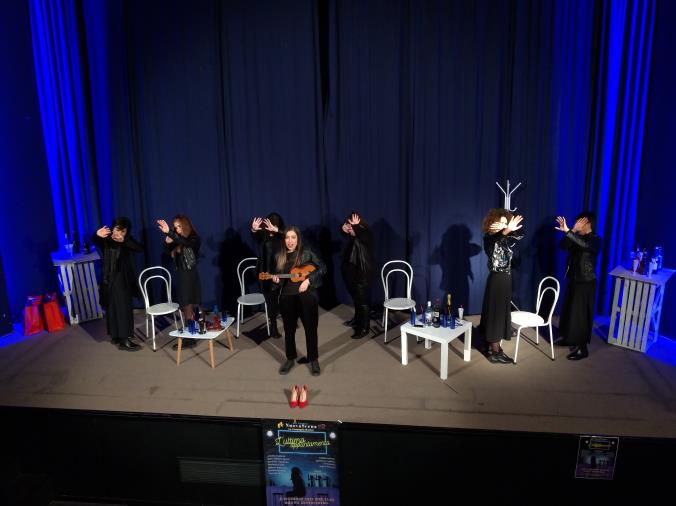 images Catanzaro. Supercinema al completo per "L'ultimo appuntamento", spettacolo contro la violenza sulle donne