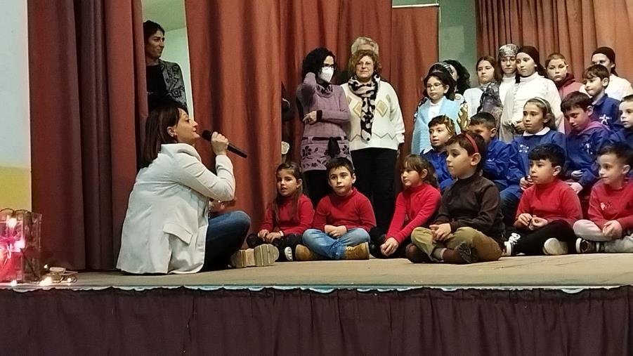 Catanzaro, primo Open Day in presenza post pandemia all'Ic Manzoni "Bambinesco Gesù" images Catanzaro, primo Open Day in presenza post pandemia all'Ic Manzoni "Bambinesco Gesù"