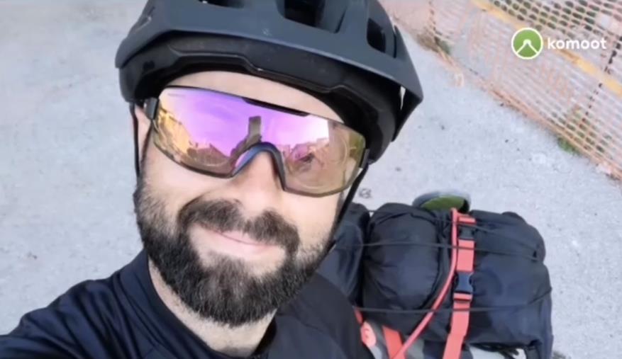 Da Berlino a Simeri Crichi in bici, l'impresa di Angelo: «Una sfida con me stesso» (VIDEO) images Da Berlino a Simeri Crichi in bici, l'impresa di Angelo: «Una sfida con me stesso» (VIDEO)