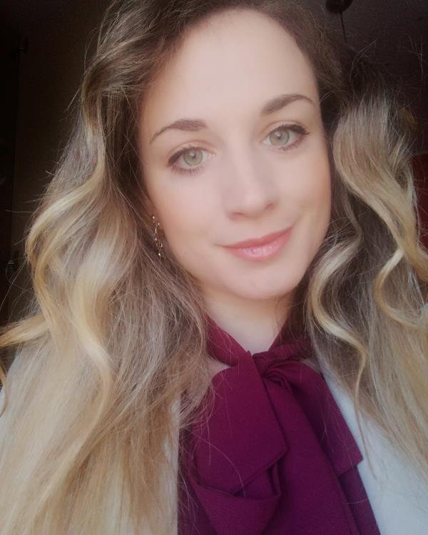 Intervista alla giovane giurista catanzarese: un filo conduttore dall’impegno nel diritto alla dolcezza della poesia images Intervista alla giovane giurista catanzarese: un filo conduttore dall’impegno nel diritto alla dolcezza della poesia