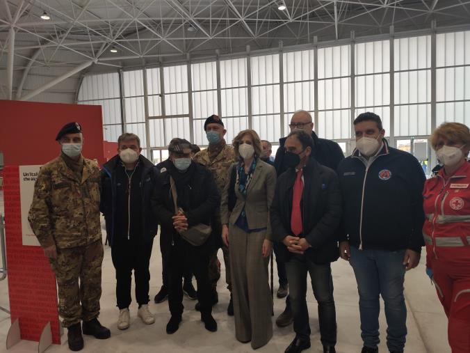 Inaugurato l'Hub Vaccinale dell'Ente Fiera di Catanzaro: domani i primi 500 vaccinati con Astrazeneca images Inaugurato l'Hub Vaccinale dell'Ente Fiera di Catanzaro: domani i primi 500 vaccinati con Astrazeneca