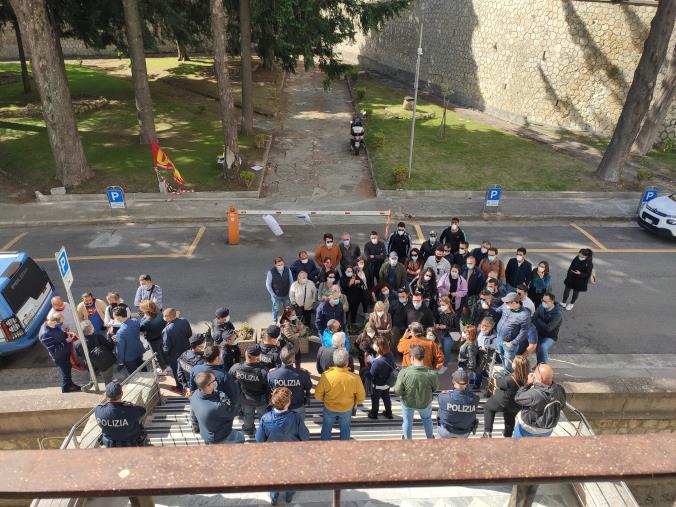 S. Anna Hospital. Finito l'incontro con l'Asp: tutto rinviato alla prossima settimana images S. Anna Hospital. Finito l'incontro con l'Asp: tutto rinviato alla prossima settimana