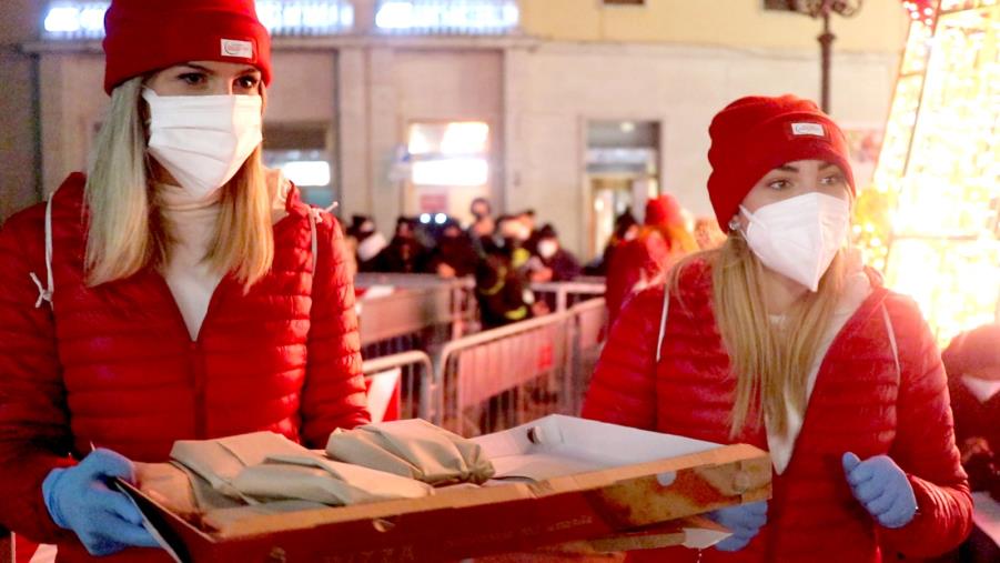 images Notte piccante 2021 a Catanzaro, successo per il centro vaccinale allestito in Piazza Prefettura: somministrate circa 900 dosi