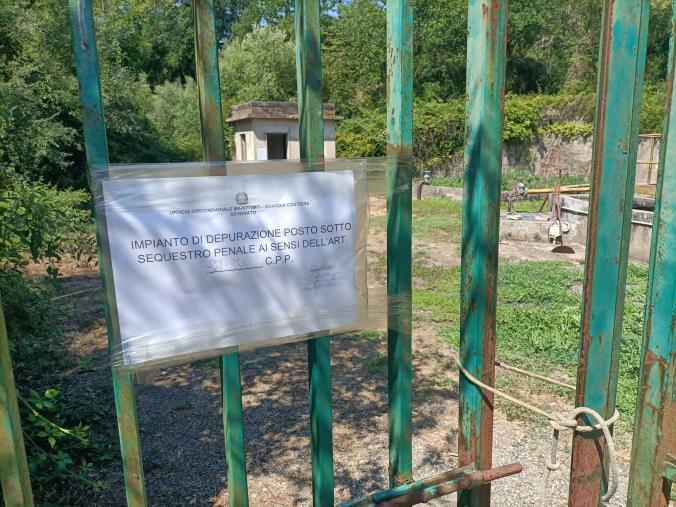 images Squillace, sequestrato l'impianto depurativo in località 'Donnatolla'