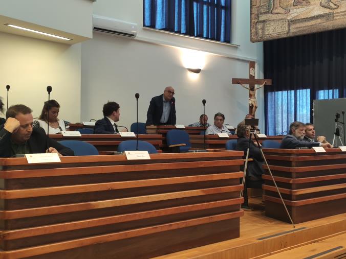 images La coalizione di Donato a quella di Fiorita: "Atteggiamento infantile, la verità è che esiste opposizione seria"