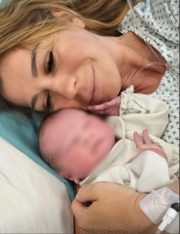 Fiocco azzurro per Roberto Occhiuto e Matilde Siracusano: è nato Tommaso images Fiocco azzurro per Roberto Occhiuto e Matilde Siracusano: è nato Tommaso