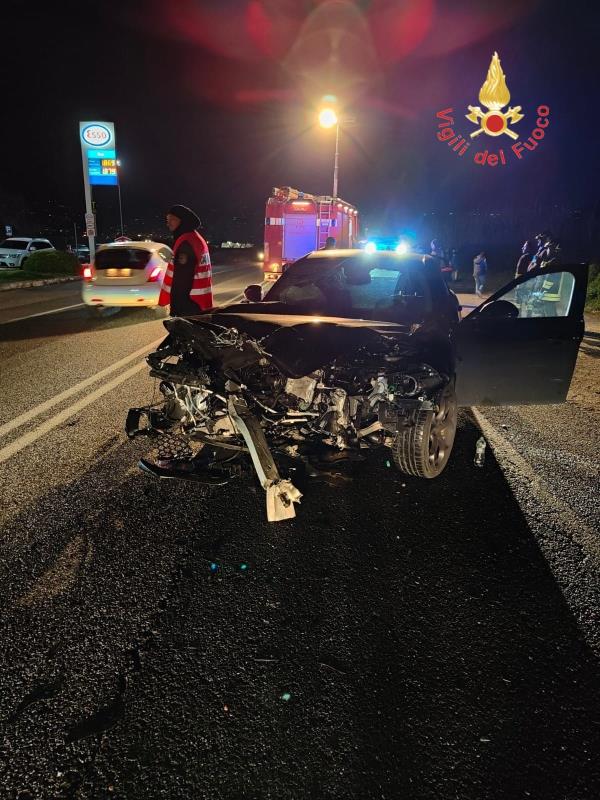 images Lamezia Terme, incidente fra due auto su via del Progresso 