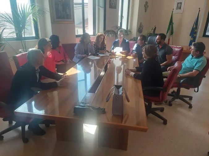 images Dimensionamento scolastico, anche a Taurianova l'incontro tra dirigenti e genitori 