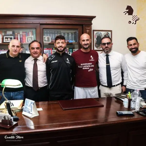 images Calcio, 1a Categoria: il Borgia affida la panchina a Nicola Pugliese. Vasile al suo fianco