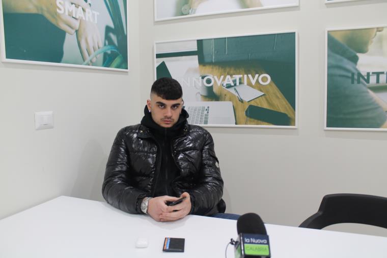 Trankilo presenta il suo nuovo singolo "Squali" (DIRETTA)
