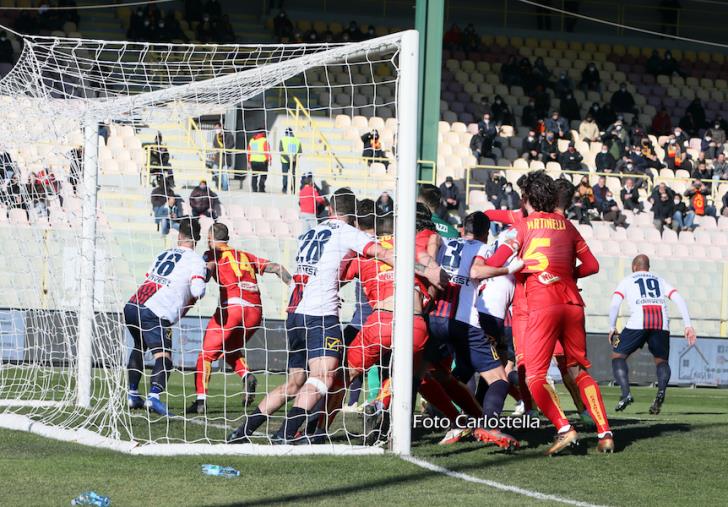 images Us Catanzaro 1929, intenso lavoro al PoliGiovino in vista del big match con l'Avellino