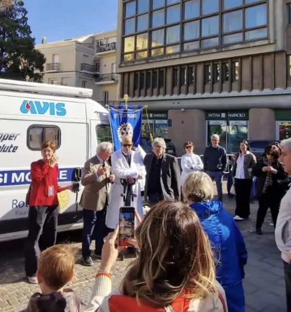 Rotary Catanzaro, misurazione gratuita del PSA per la prevenzione del tumore della prostata images Rotary Catanzaro, misurazione gratuita del PSA per la prevenzione del tumore della prostata