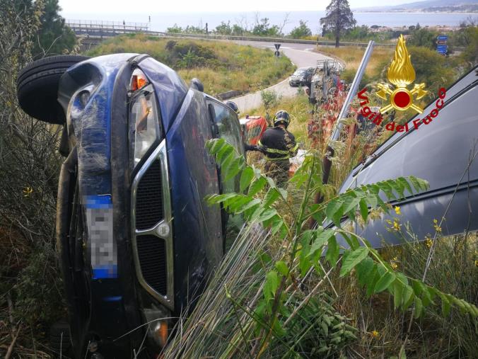 images Incidente a Stalettì, feriti due coniugi ottantenni 