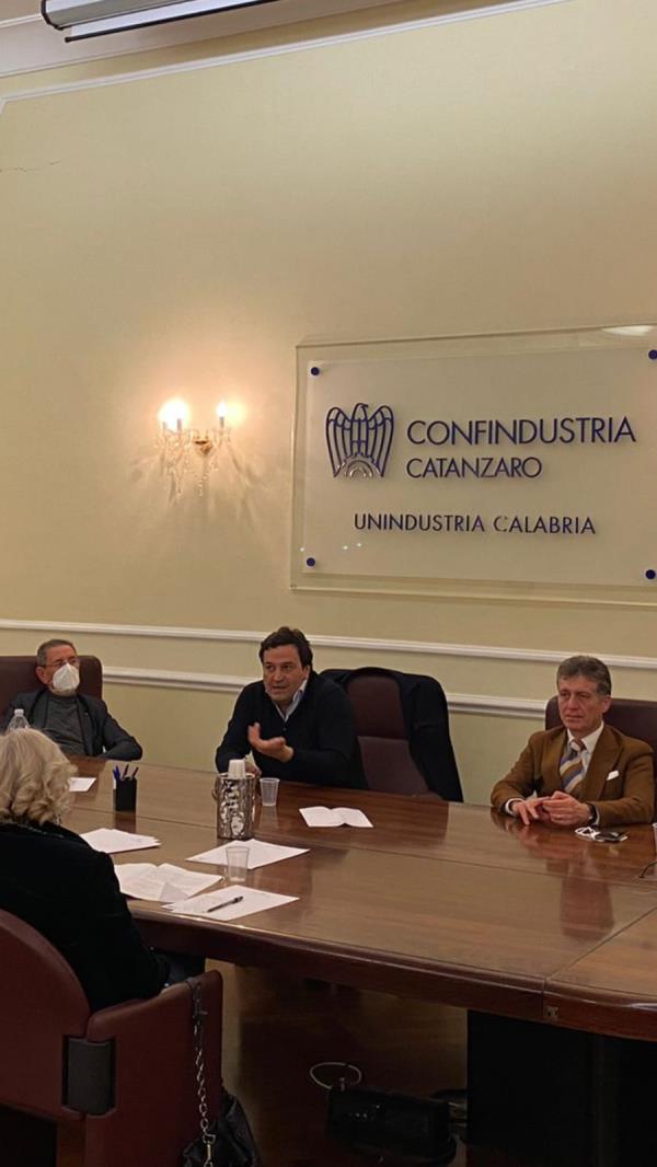 La sezione Turismo di Unindustria Calabria incontra l'assessore Orsomarso: presentato un documento strategico  images La sezione Turismo di Unindustria Calabria incontra l'assessore Orsomarso: presentato un documento strategico