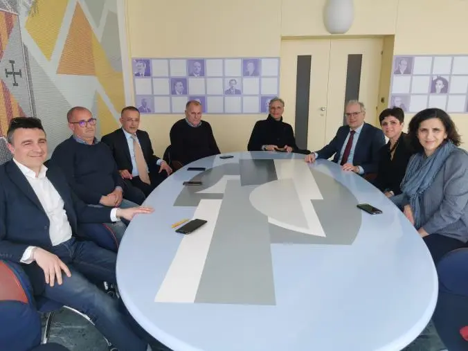 images Istituti superiori di Lamezia, incontro in Provincia per risolvere i problemi strutturali