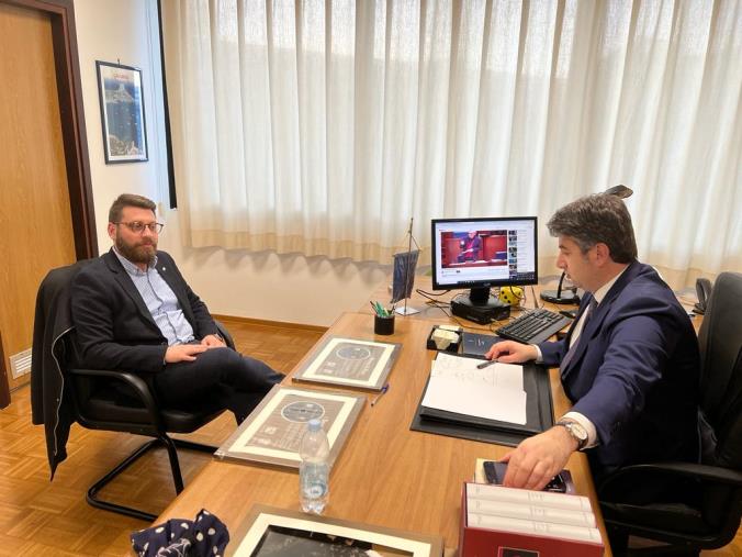 Entroterra crotonese, incontro istituzionale tra il consigliere Lo Schiavo e una delegazione di Cotronei images Entroterra crotonese, incontro istituzionale tra il consigliere Lo Schiavo e una delegazione di Cotronei