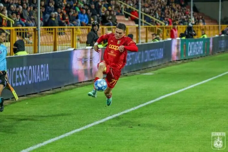 images Una sconfitta che brucia tra l'arrivo di Antonini e l'addio di Katseris per una plusvalenza record