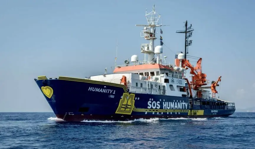 Migranti, la Corte d'appello di Catanzaro dichiara illegittimo il fermo imposto alla Humanity 1 nel 2023