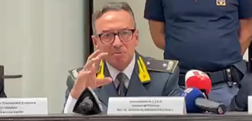 images Maxi blitz della Dda di Catanzaro, c’è anche uno yacht e un aeromobile ultraleggero nel sequestro da 72 milioni